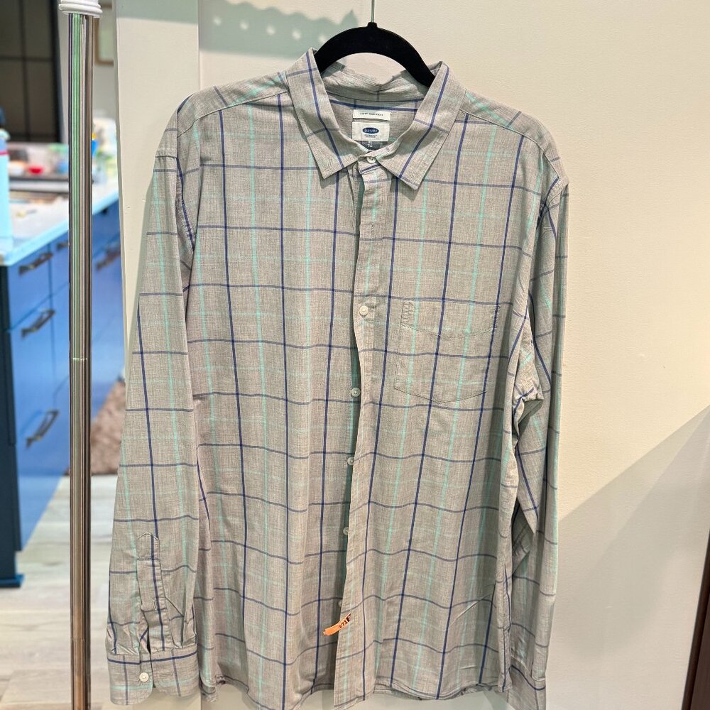 Men's Old Navy Classic Dress Shirt- XL- Slim Fit